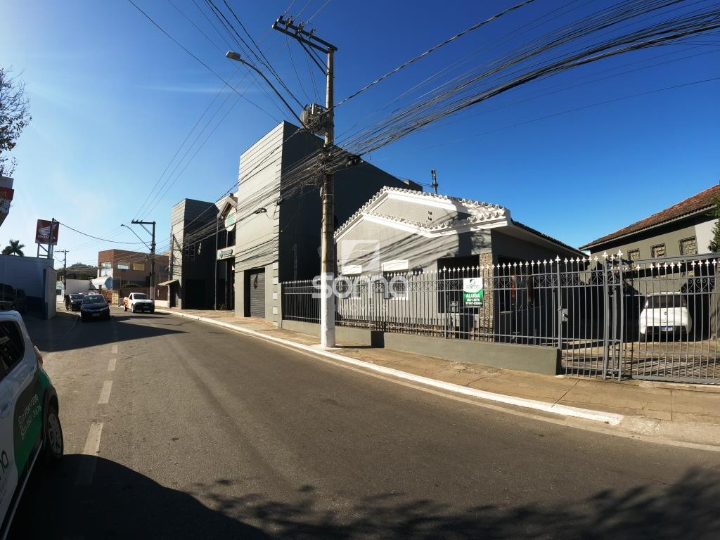 Casa para aluguel no Centro: