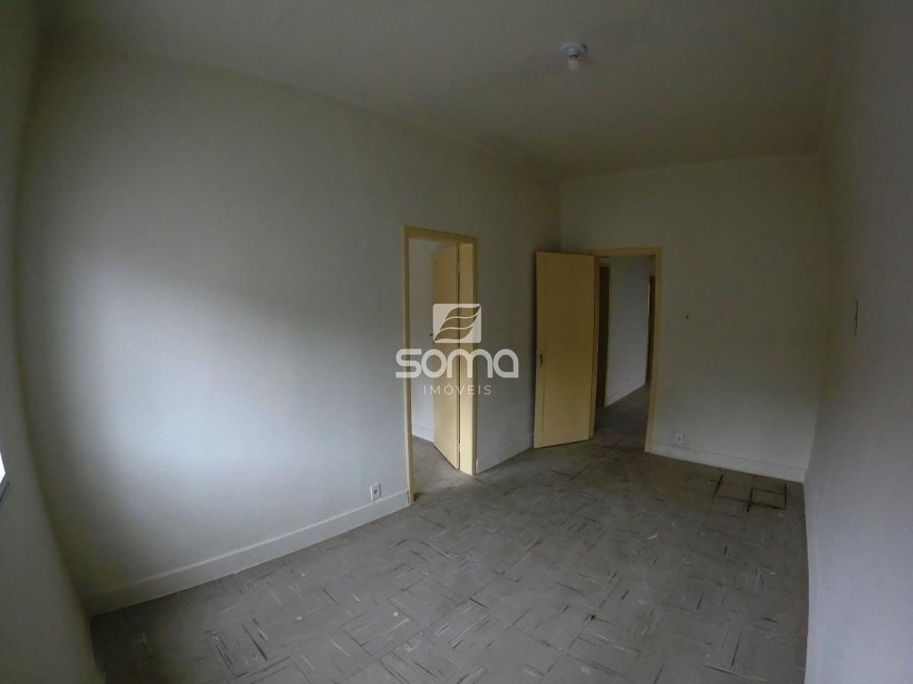 Casa para aluguel no Centro: 