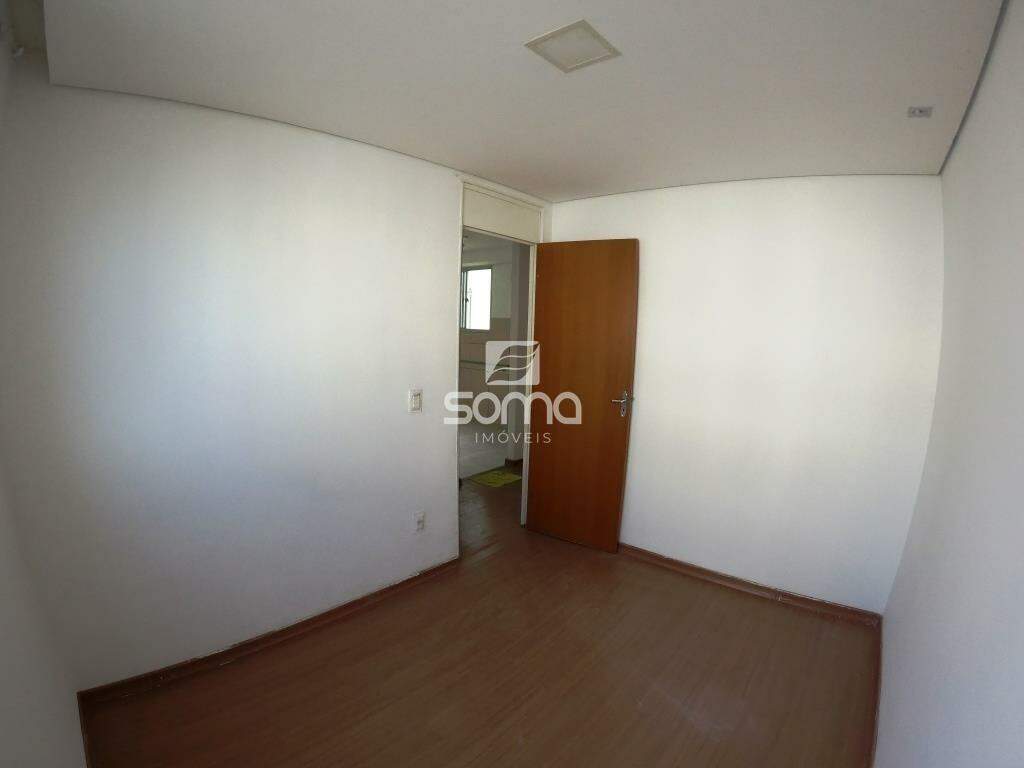 Apartamento para aluguel no Bonsucesso: 