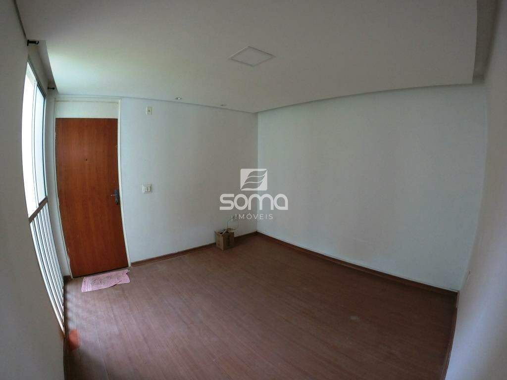 Apartamento para aluguel no Bonsucesso: 