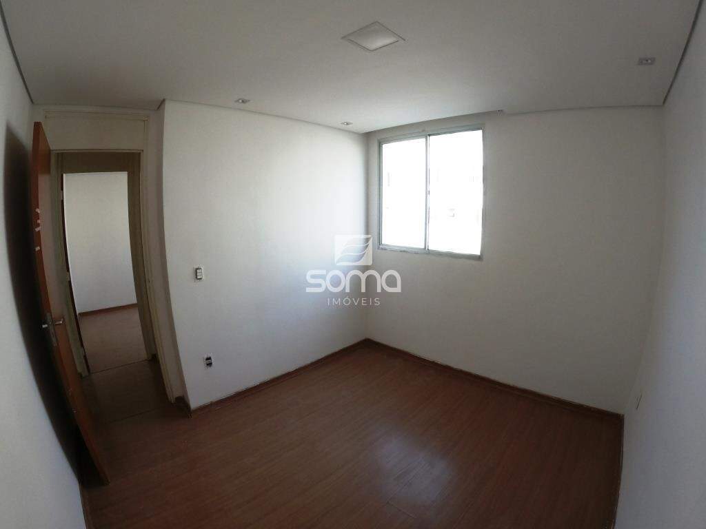 Apartamento para aluguel no Bonsucesso: 