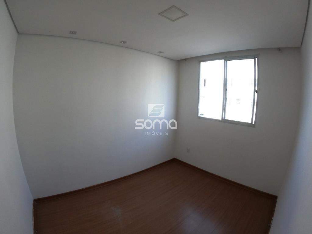 Apartamento para aluguel no Bonsucesso: 