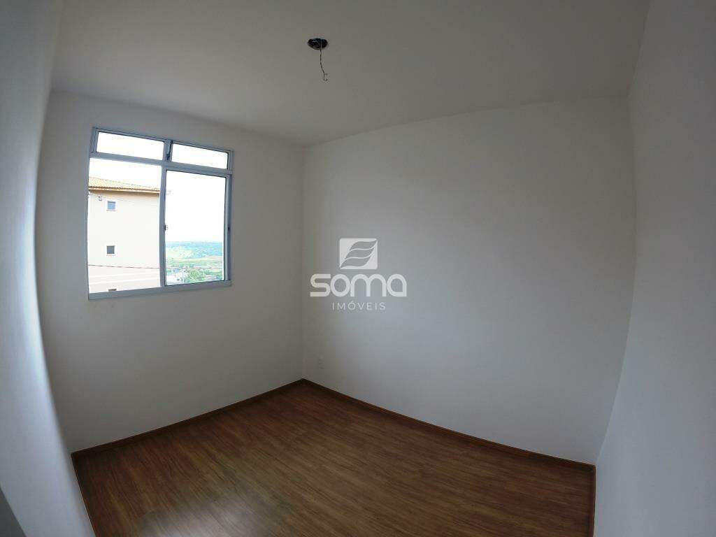 Apartamento para aluguel no Bernardo de Souza: 