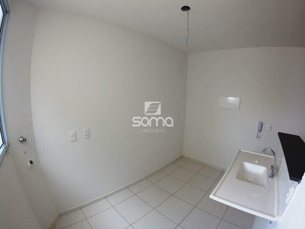 Apartamento para aluguel no Bernardo de Souza: 