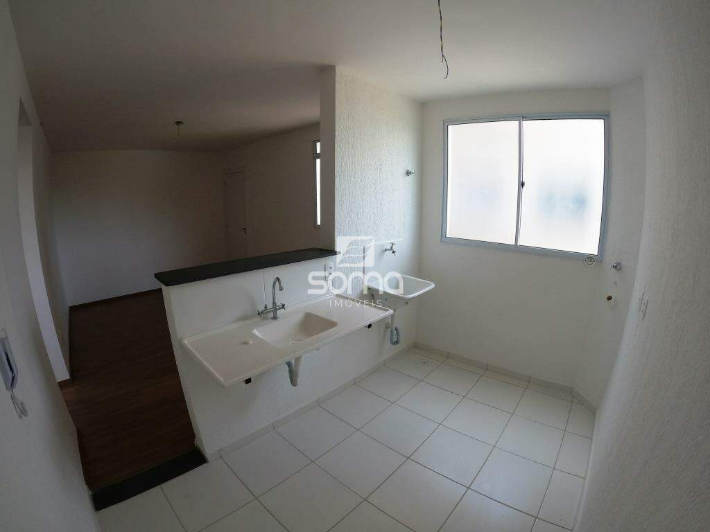 Apartamento para aluguel no Bernardo de Souza: 