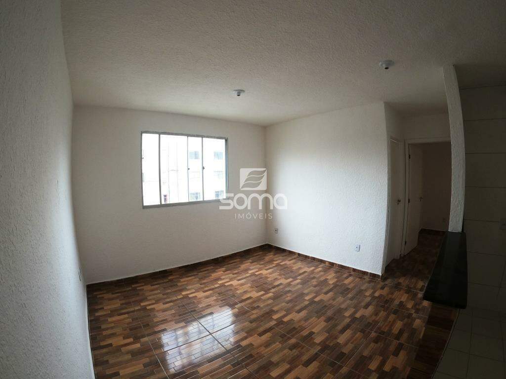 Apartamento para aluguel no Angicos : 