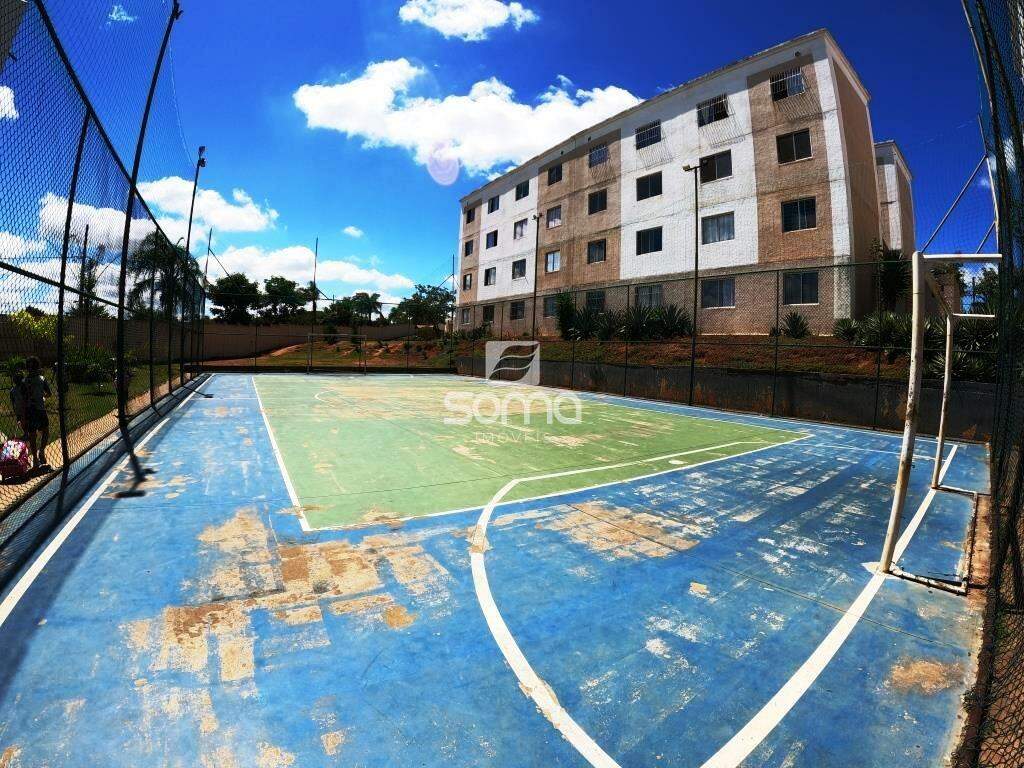Apartamento para aluguel no Angicos : 