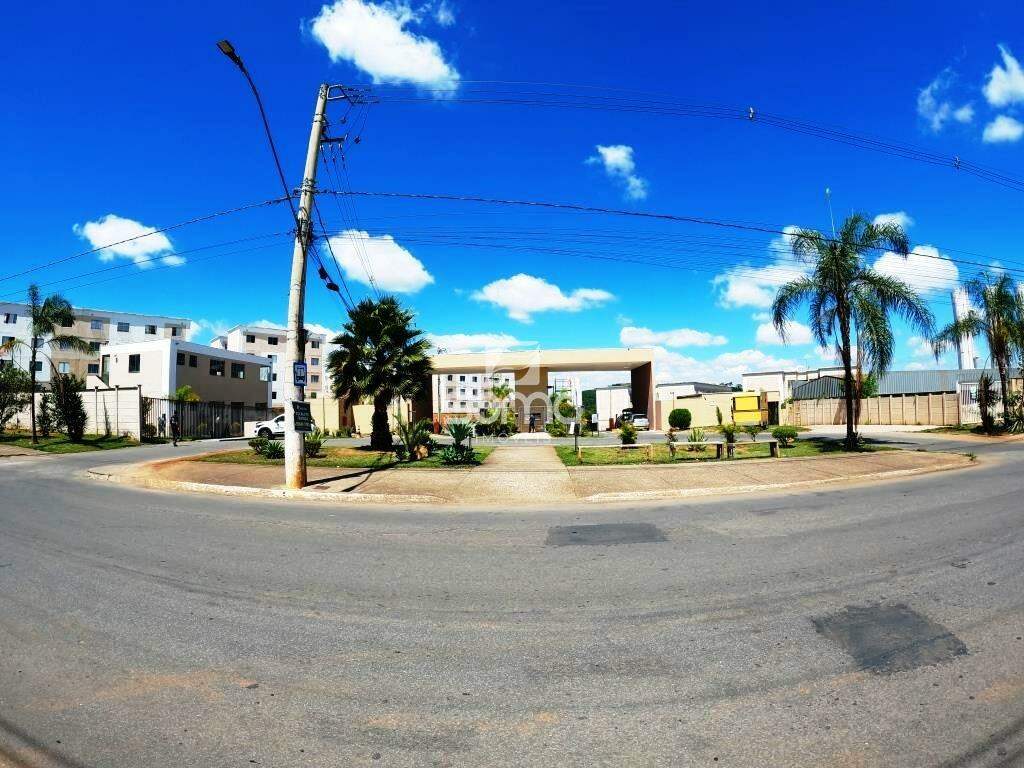 Apartamento para aluguel no Angicos : 