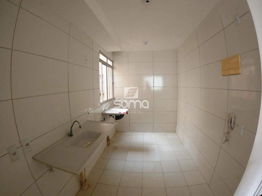 Apartamento para aluguel no Angicos : 