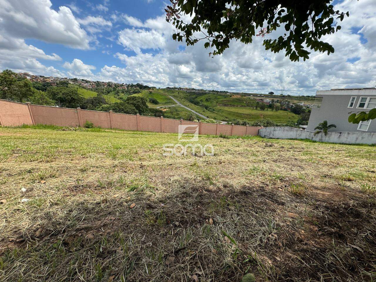 Lotes em Condomínio à venda no Alphaville Vespasiano: 