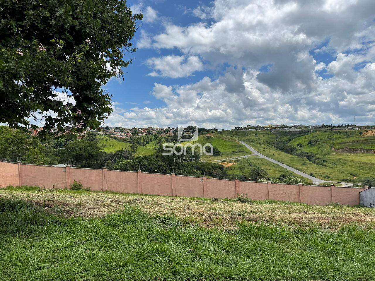 Lotes em Condomínio à venda no Alphaville Vespasiano: 