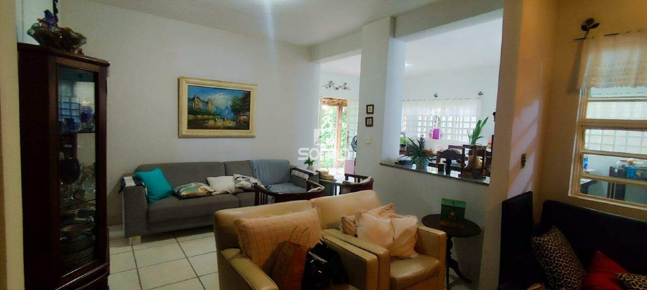 Casa à venda no Cachoeira: