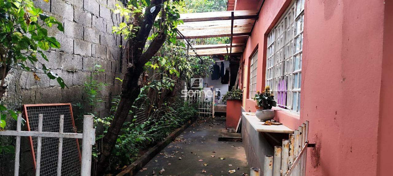 Casa à venda no Cachoeira: