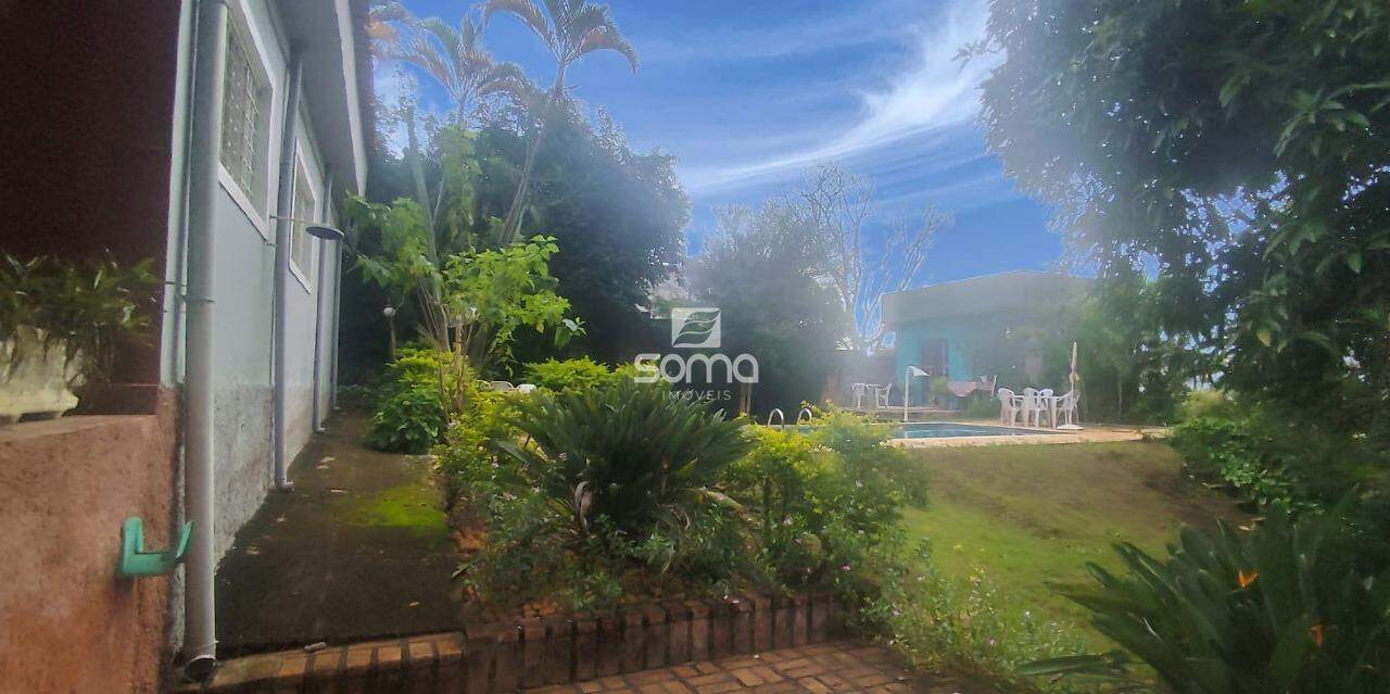 Casa à venda no Cachoeira: