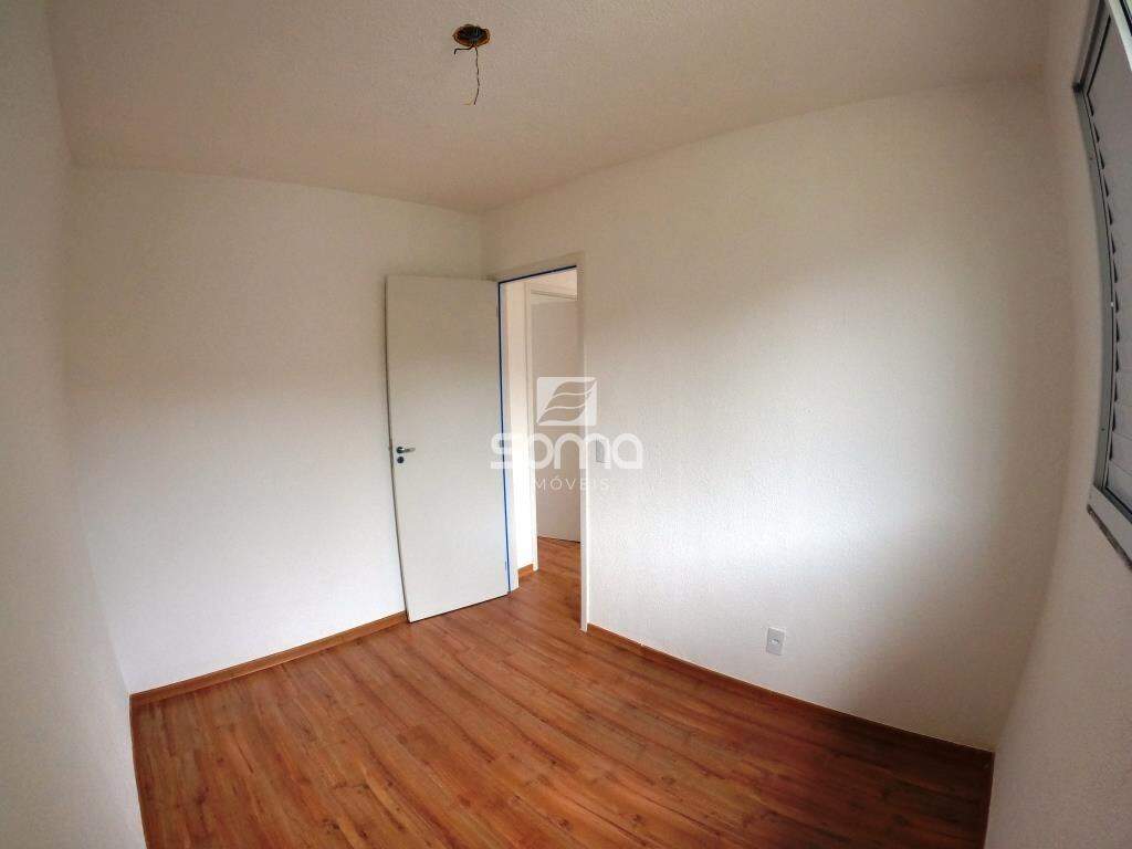 Apartamento para aluguel no Serra Dourada: 