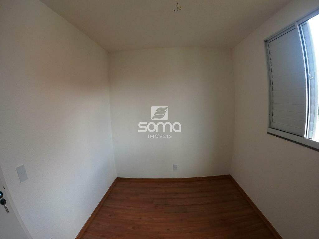 Apartamento para aluguel no Serra Dourada: 