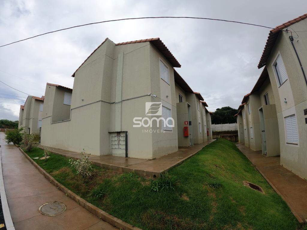 Apartamento para aluguel no Serra Dourada: 