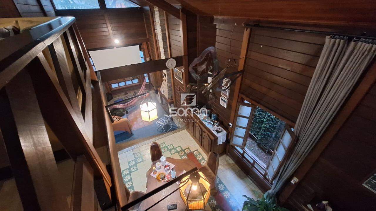 Casa à venda no Jardim Itau: 