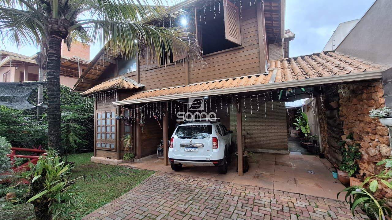Casa à venda no Jardim Itau: 