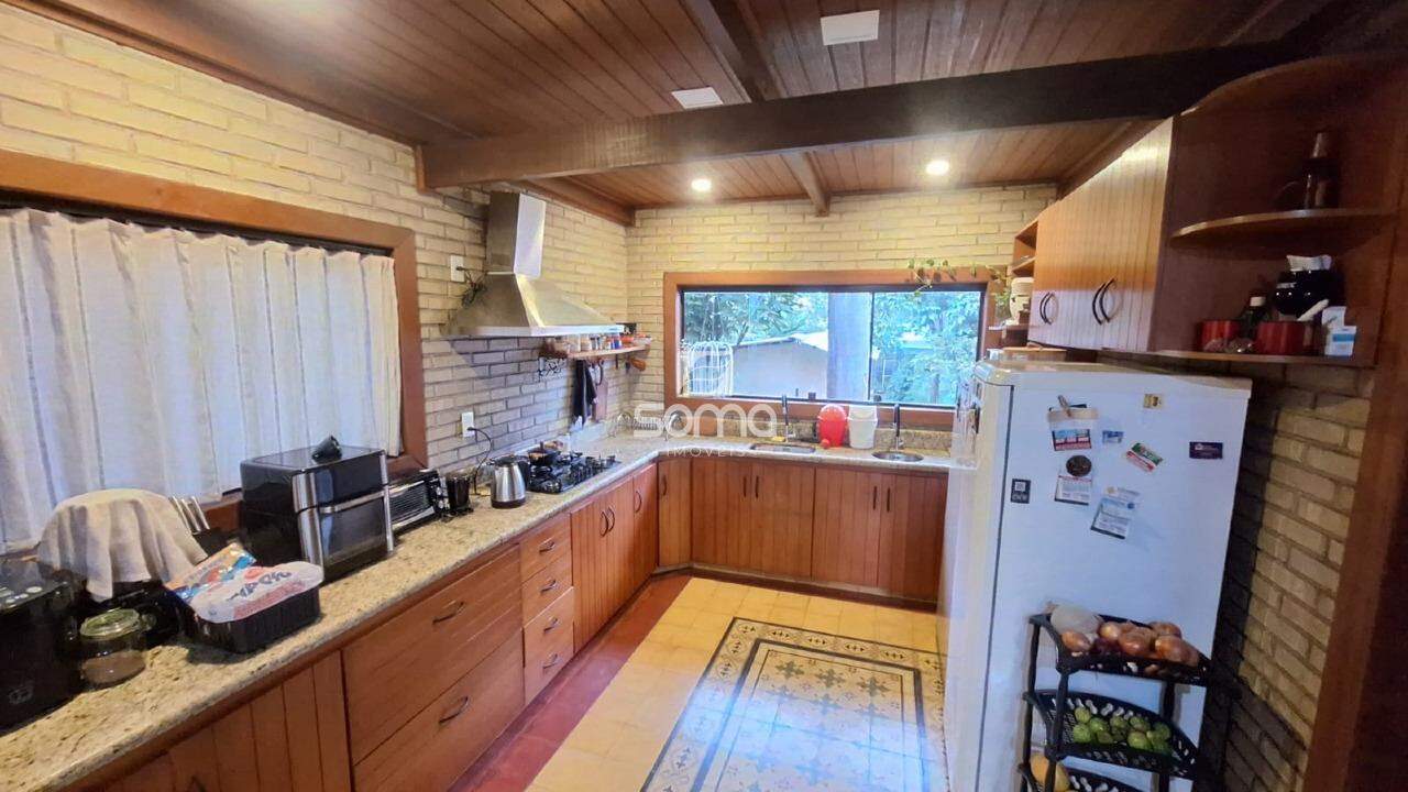 Casa à venda no Jardim Itau: 