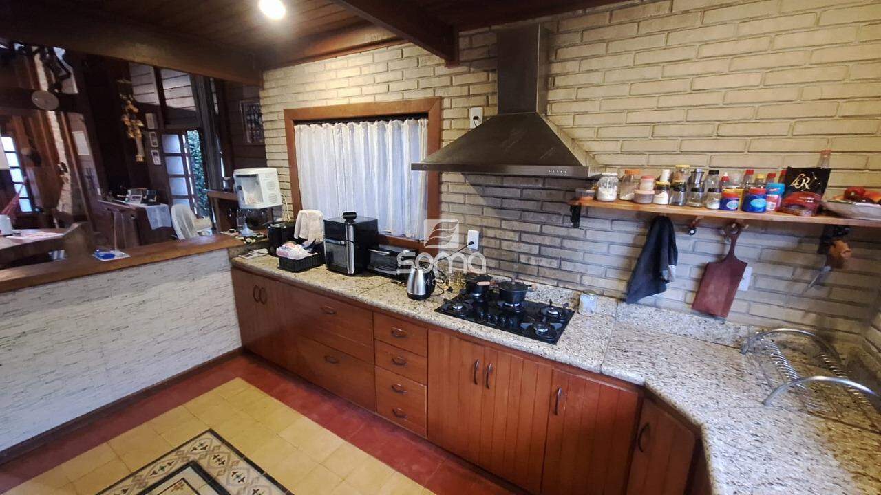 Casa à venda no Jardim Itau: 