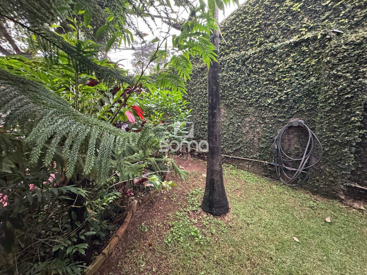 Casa à venda no Jardim Itau: 