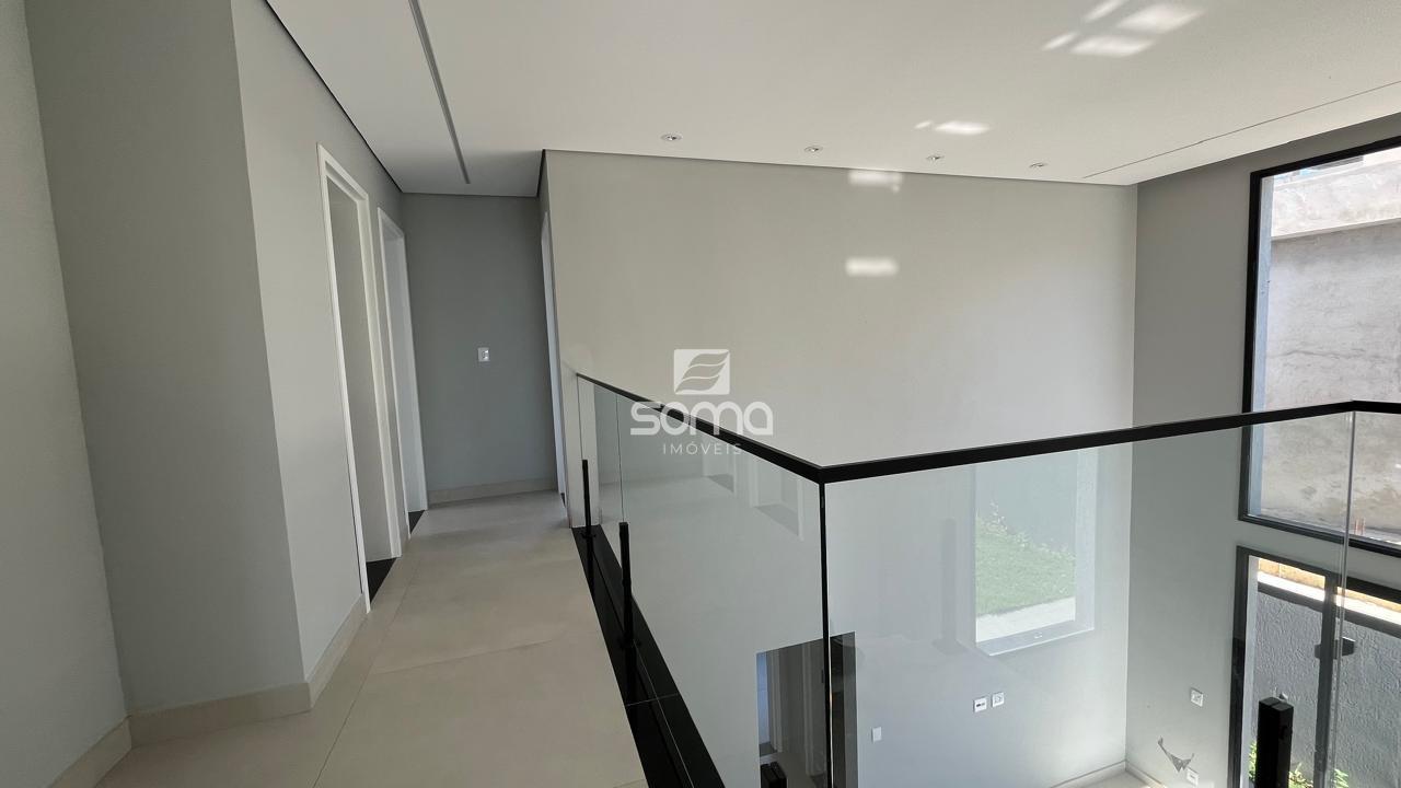 Casa em condomínio à venda no Gran Park: 