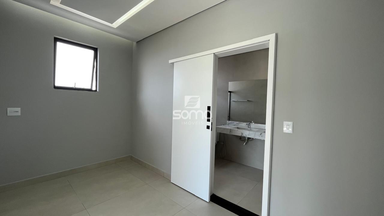 Casa em condomínio à venda no Gran Park: 