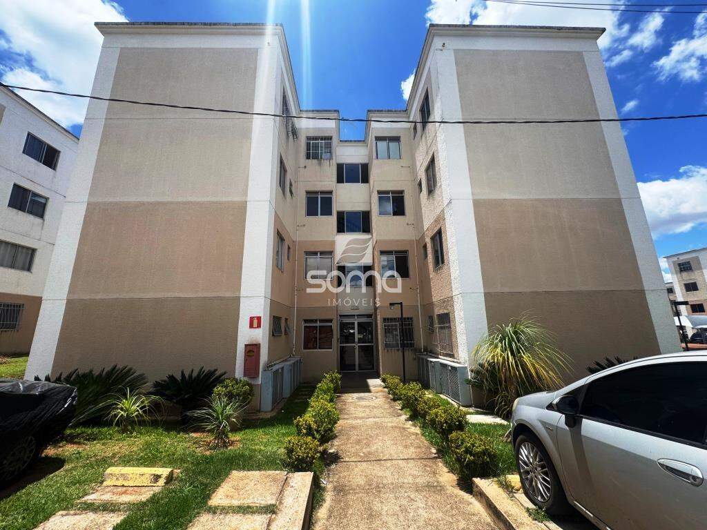 Apartamento à venda no Angicos : 