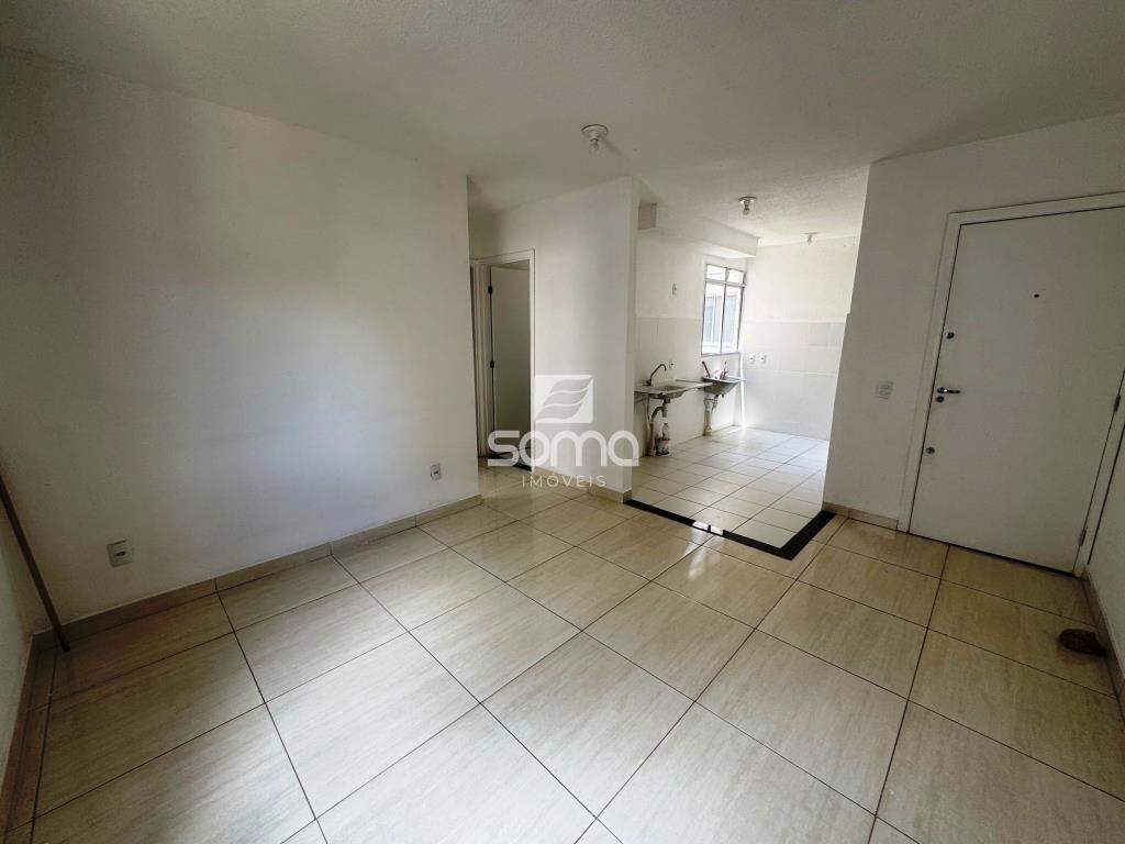 Apartamento à venda no Angicos : 