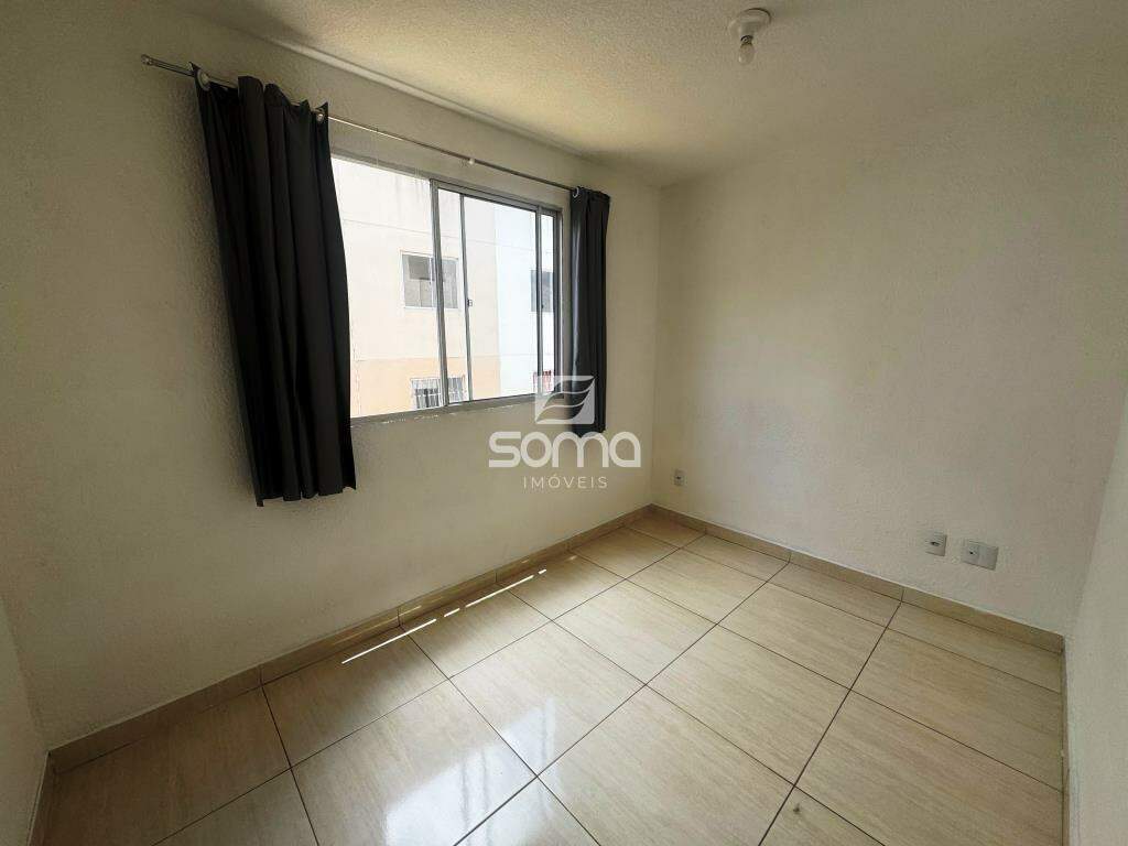 Apartamento à venda no Angicos : 