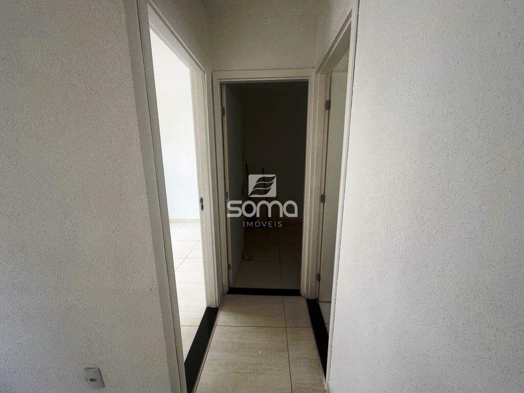 Apartamento à venda no Angicos : 