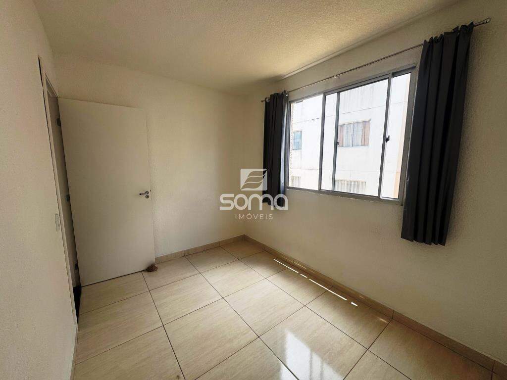 Apartamento à venda no Angicos : 