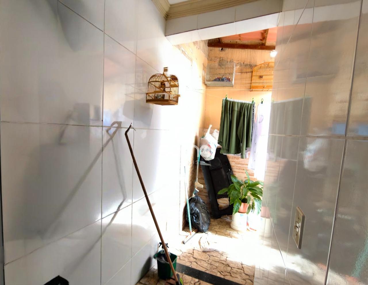 Casa Geminada à venda no Chácaras Reunidas São Vicente: 