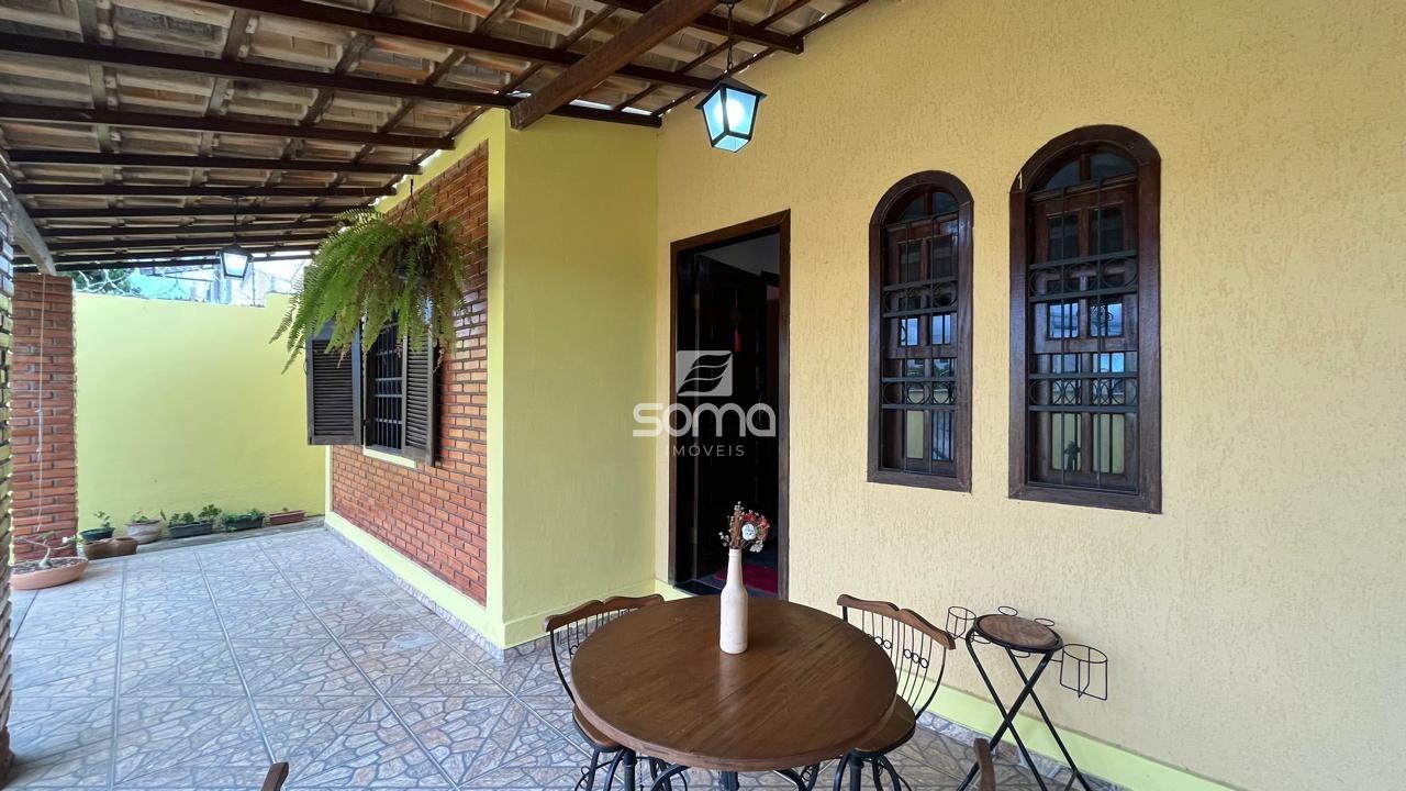 Casa à venda no Názia II: 