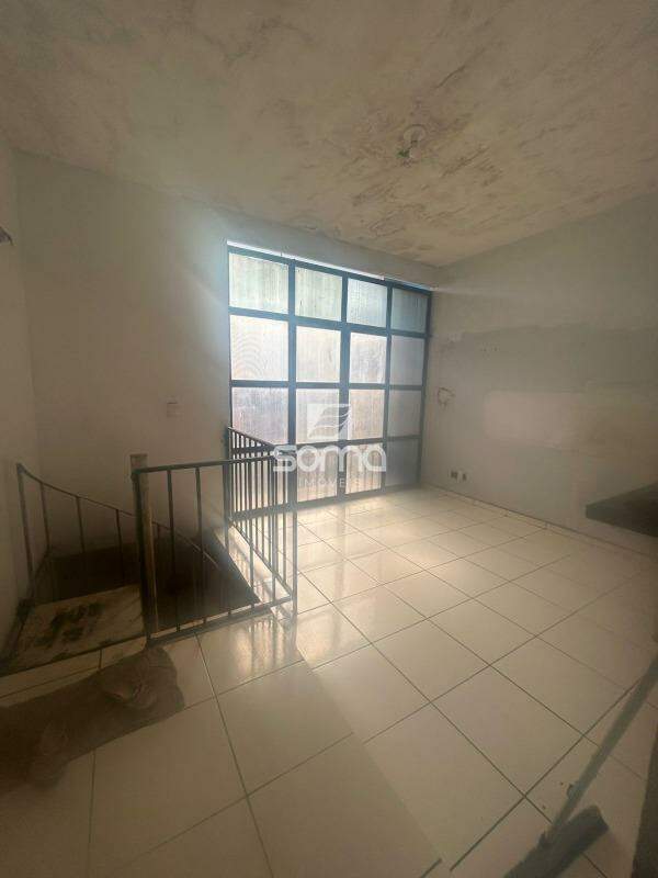 Casa à venda no Conjunto Habitacional Morro Alto: 