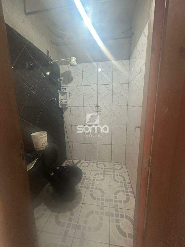 Casa à venda no Conjunto Habitacional Morro Alto: 