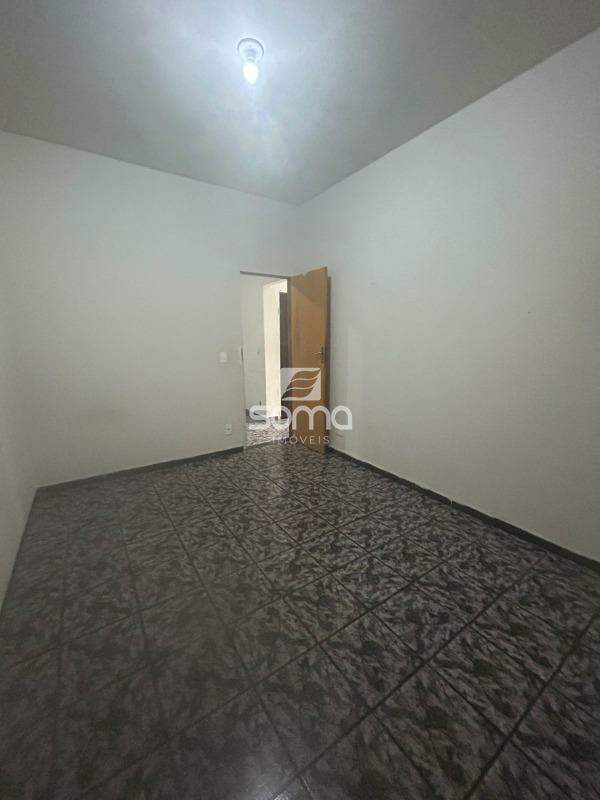 Casa à venda no Conjunto Habitacional Morro Alto: 