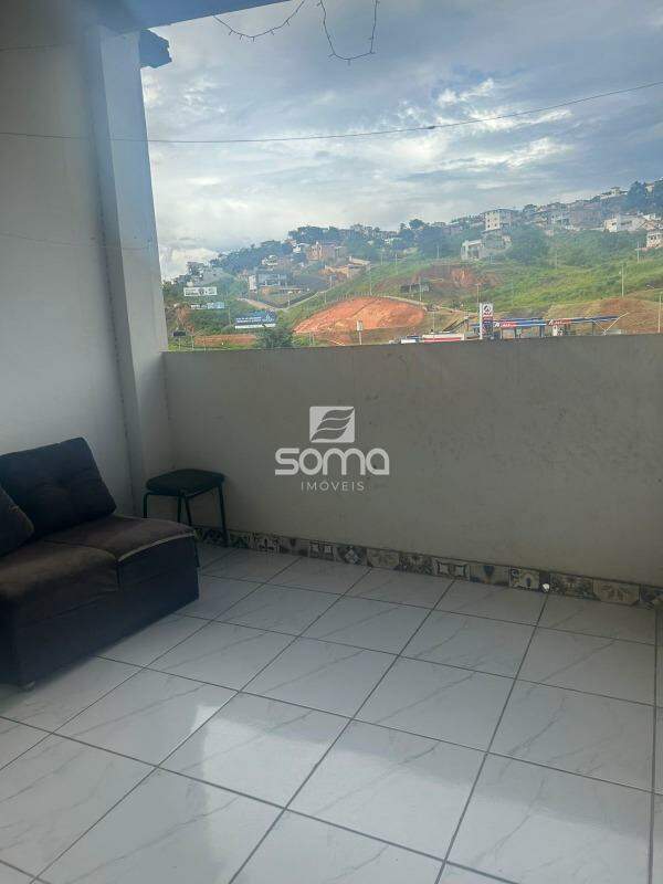 Casa à venda no Conjunto Habitacional Morro Alto: 