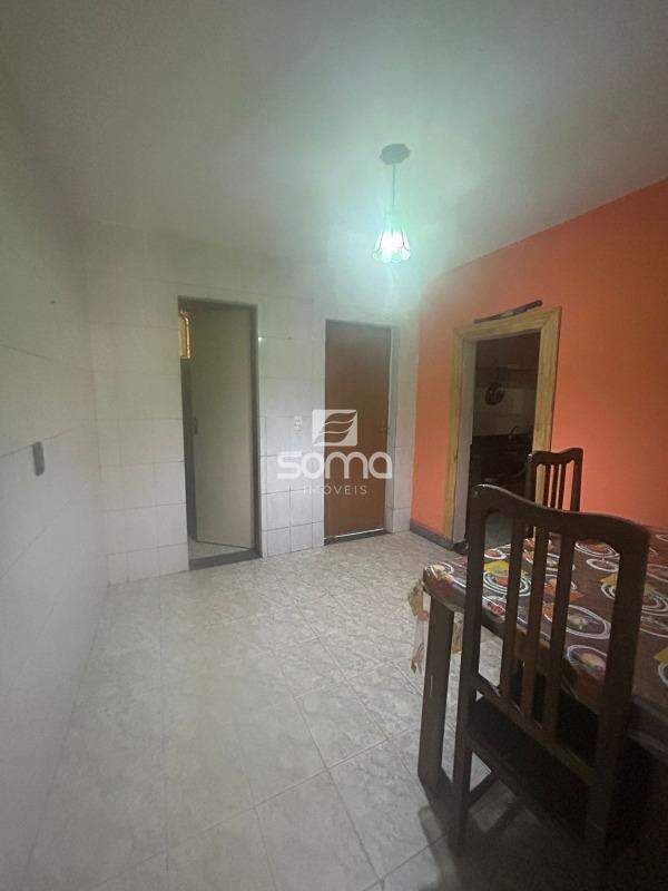 Casa à venda no Conjunto Habitacional Morro Alto: 