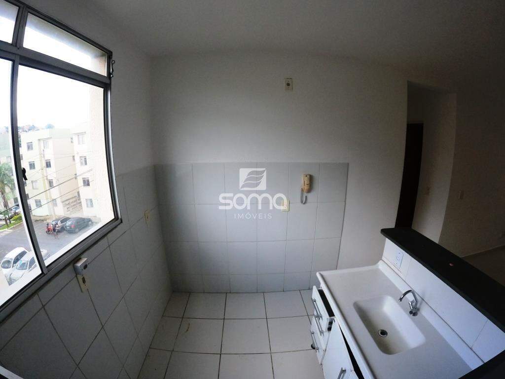 Apartamento para aluguel no Santa Clara B: 