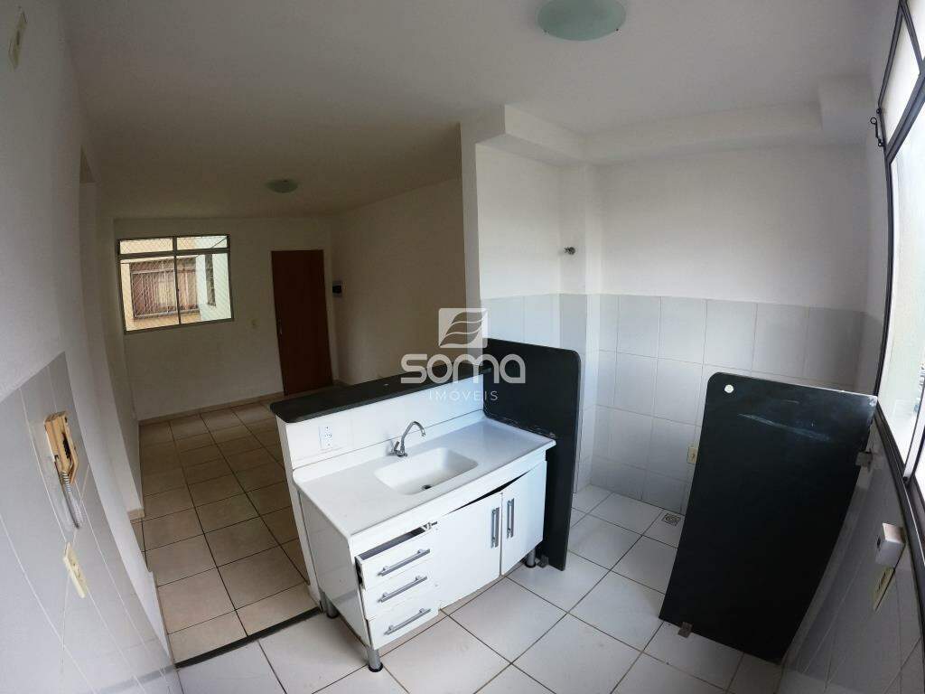 Apartamento para aluguel no Santa Clara B: 