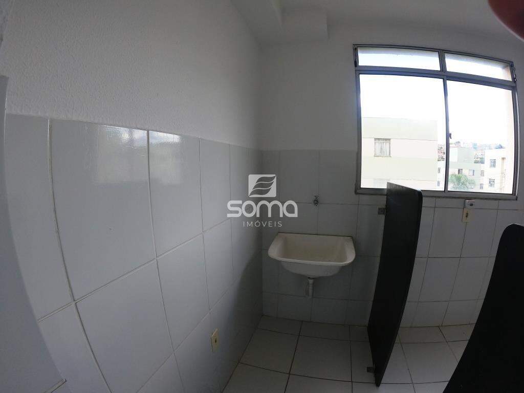 Apartamento para aluguel no Santa Clara B: 