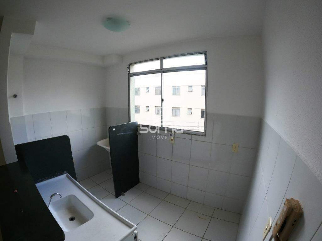 Apartamento para aluguel no Santa Clara B: 