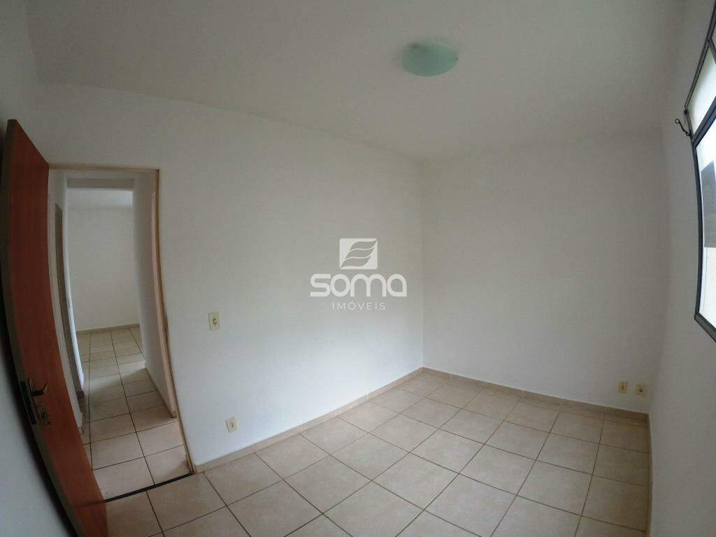 Apartamento para aluguel no Santa Clara B: 
