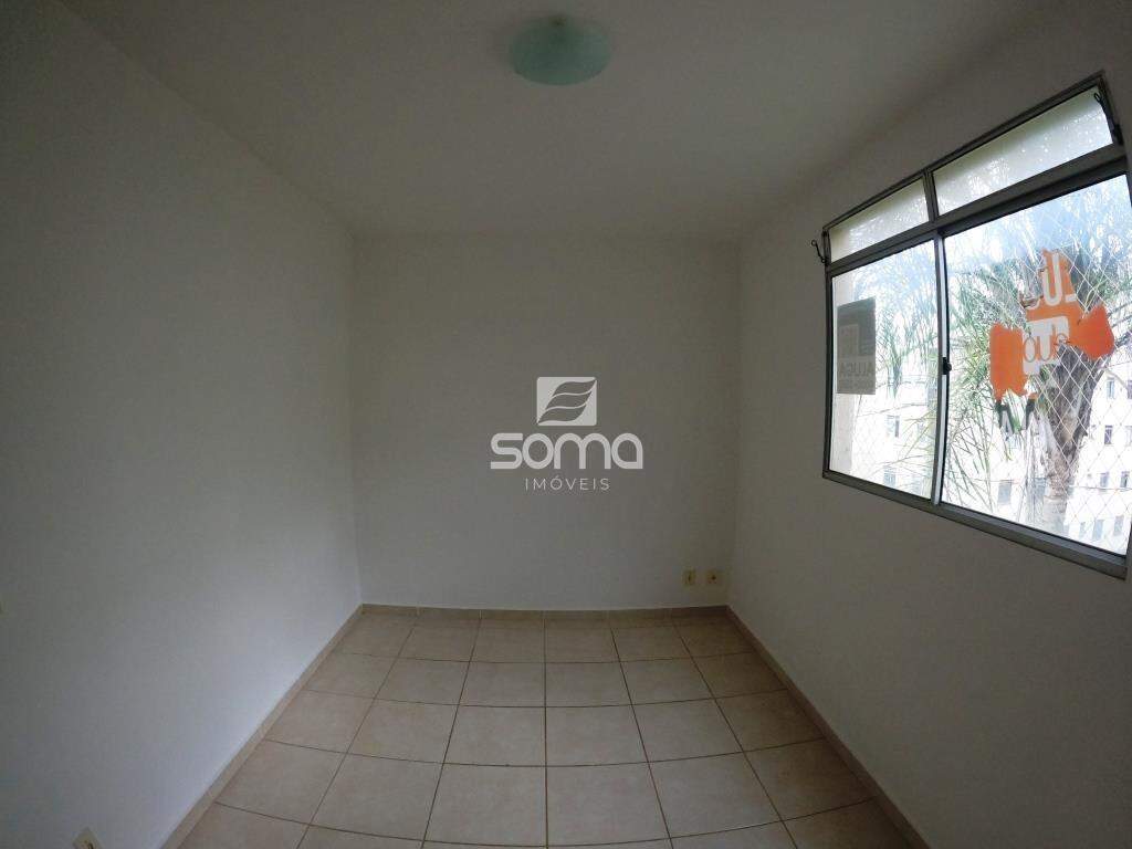 Apartamento para aluguel no Santa Clara B: 