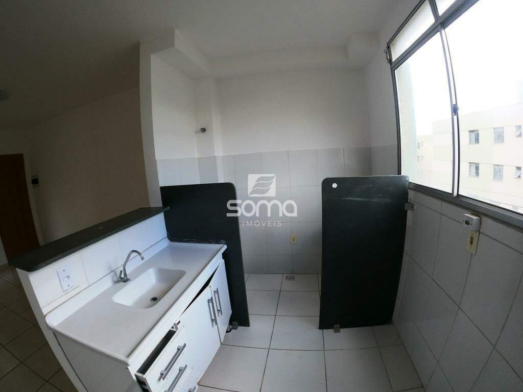 Apartamento para aluguel no Santa Clara B: 