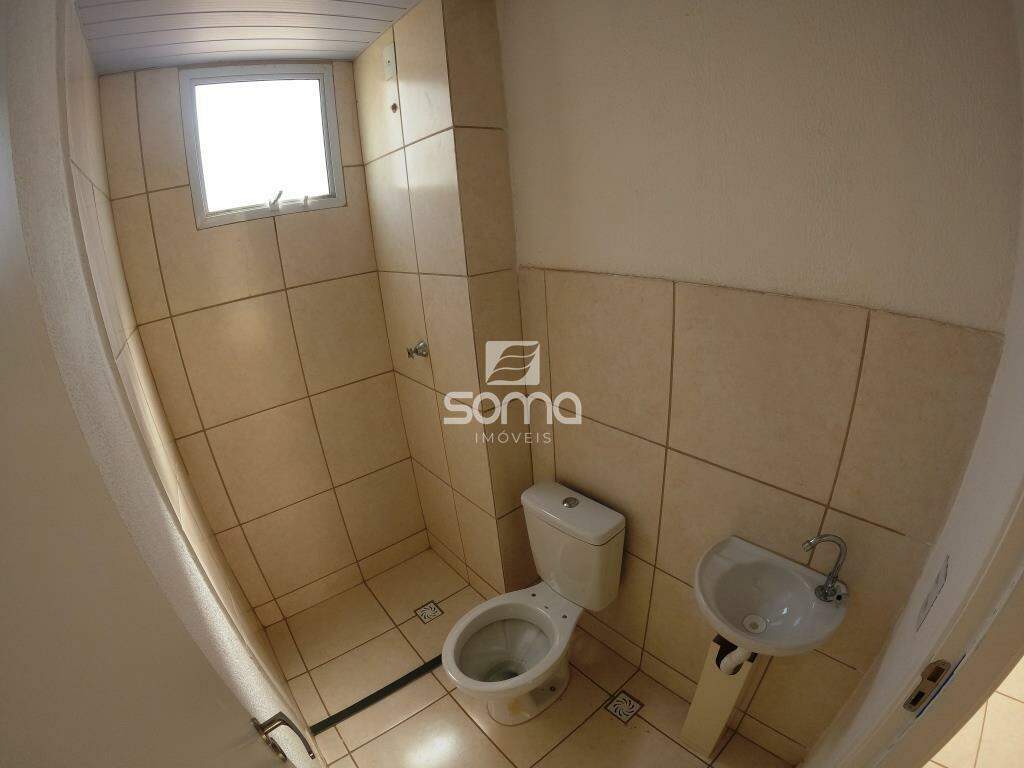Apartamento para aluguel no Serra Dourada: 