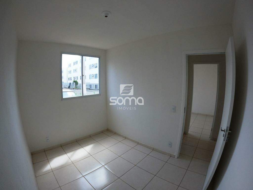 Apartamento para aluguel no Serra Dourada: 