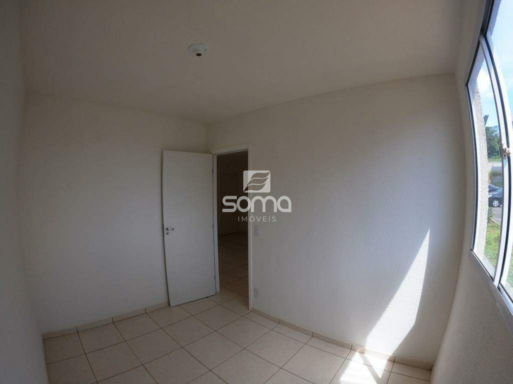 Apartamento para aluguel no Serra Dourada: 